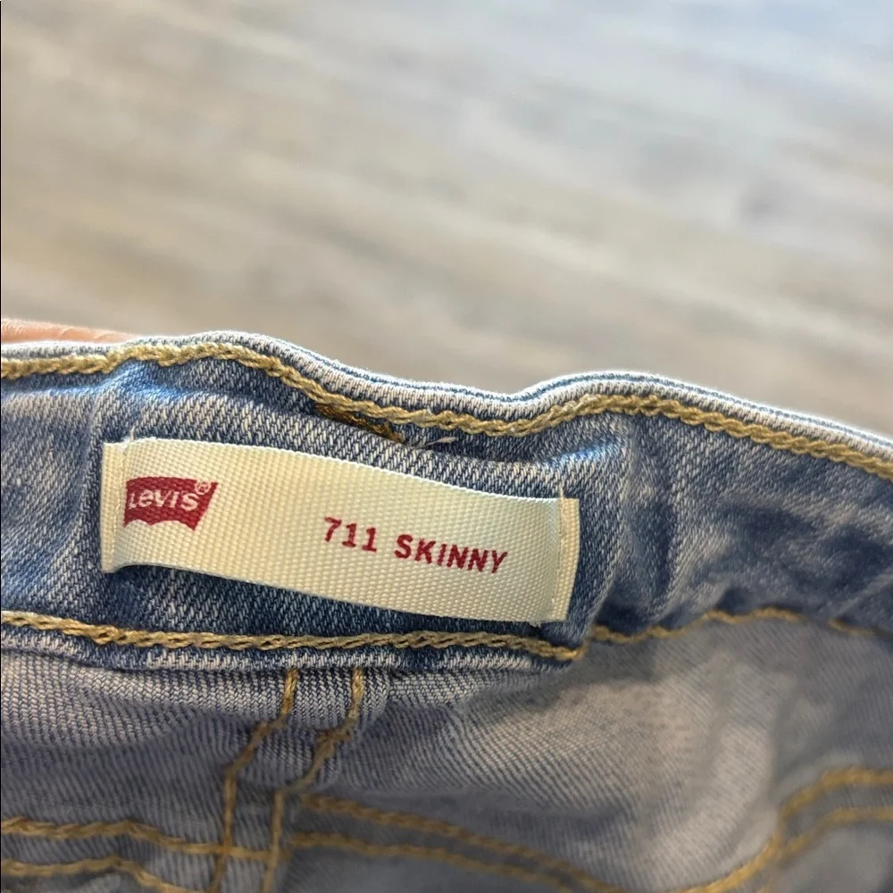 Levi's Girl’s Sky Blue Skinny Jeans - Picture 5 of 8